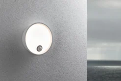 LED Außenwandleuchte - Platomo Dämmerungsgesteuerter Bewegungsmelder (IR) seewasserresistent