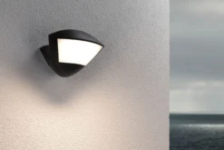 LED Außenwandleuchte Smart Home Zigbee 3.0 - Skyla Dämmerungsgesteuerter Bewegungsmelder (IR) insektenfreundlich