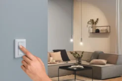 Preisattraktives Starterset Zigbee 3.0 - Smart Home smik Gateway + LED Reflektor GU10 RGBW + Schalter